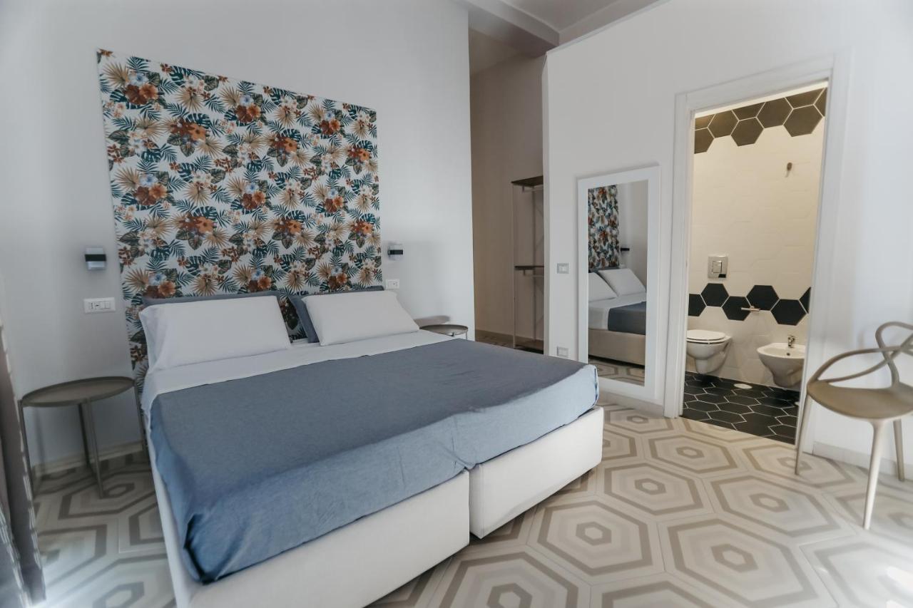Domus Marina Rooms Nápoles Exterior foto
